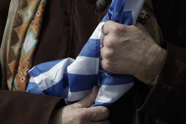 Reuters: Αύξηση ορίου συνταξιοδότησης στα 67 προτείνει η Αθήνα
