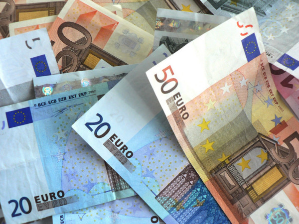 Ραντεβού με την εφορία: Σε 11 ημέρες πρέπει να πληρωθούν φόροι 2,8 δισ. ευρώ