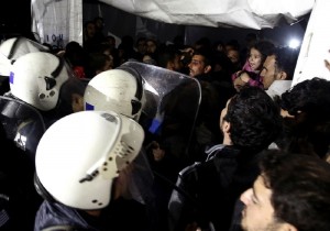 Μυτιλήνη: Νέα ένταση λόγω της προσπάθειας μεταναστών να στήσουν σκηνές