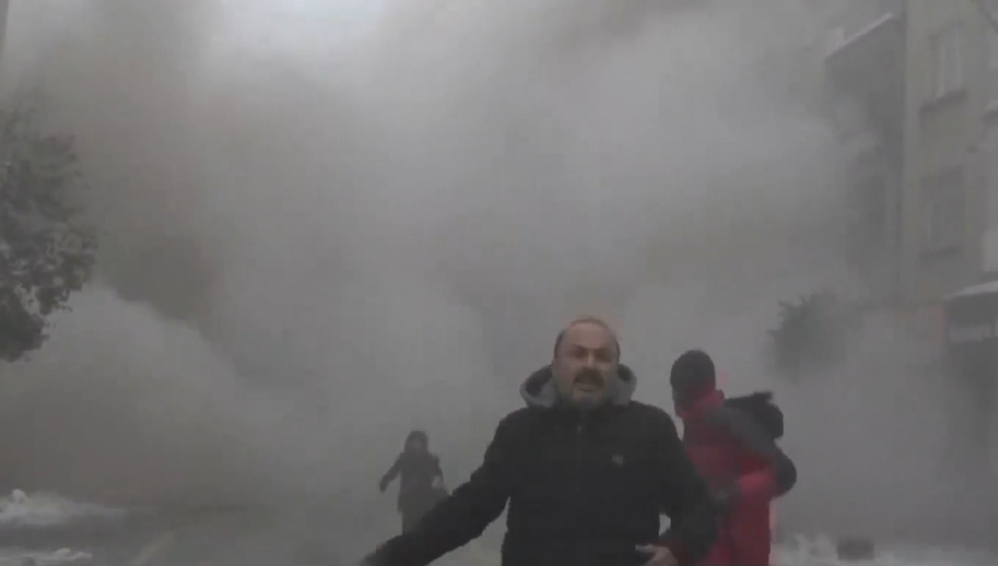 Σοκαριστικό βίντεο ντοκουμέντο από τον φονικό σεισμό στην Τουρκία