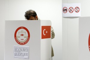 Τουρκία: Η αξιωματική αντιπολίτευση προσφεύγει στο ΕΔΑΔ για το δημοψήφισμα