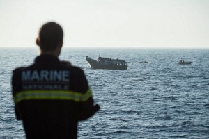 Πλοίο με 232 μετανάστες που διασώθηκαν στην κεντρική Μεσόγειο