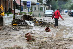 Κακοκαιρία «Γηρυόνης»: Περιφέρεια Αττικής - ξεκίνησε άμεση επιχείρηση αποκατάστασης ζημιών στην Κινέτα