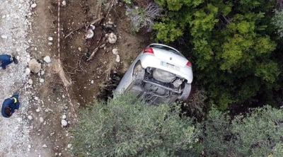 Σε σύγχυση η 44χρονη μητέρα στη Ρόδο: Νόμιζε πως έλειπε μόνο μία ημέρα, δεν ξέρει πώς έπεσε το αμάξι στη χαράδρα