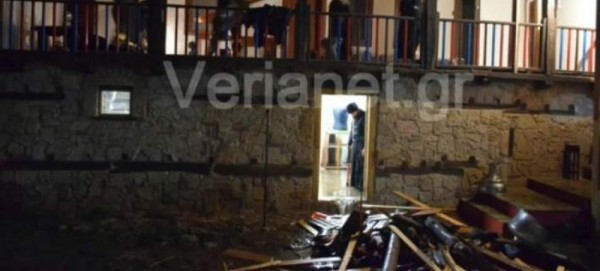 Τραυματίστηκε μοναχός από βράχο που έπεσε στην οροφή εκκλησίας