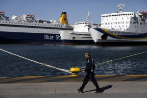 Πειραιάς: Εννιά λαθρεπιβάτες εντοπίστηκαν σε κοντέινερ του πλοίου STADT DRESDEN