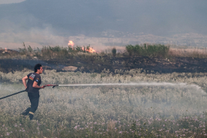«Πρωινό ξύπνημα» με φωτιές σε Αχαΐα και Ηλεία, ποιες περιοχές έχουν σήμερα 4/8 κίνδυνο πυρκαγιάς
