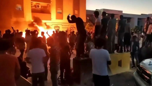 Καζάνι που βράζει η Λιβύη: Επεκτείνονται οι διαδηλώσεις μετά την εισβολή στο κοινοβούλιο