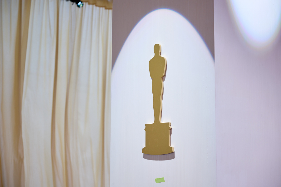 Oscar 2024: Ποιοι ψηφίζουν για τα χρυσά αγαλματίδια