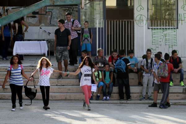 ΕΝΠΕ: Επιλύονται προβλήματα στη μεταφορά μαθητών