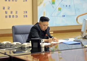 Β. Κορέα: Ο Τραμπ «ικετεύει» για πόλεμο