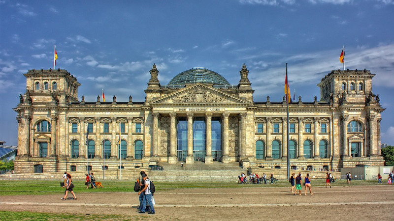 Γερμανία: Πιθανή παράταση του lockdown μέχρι μέσα Ιουνίου