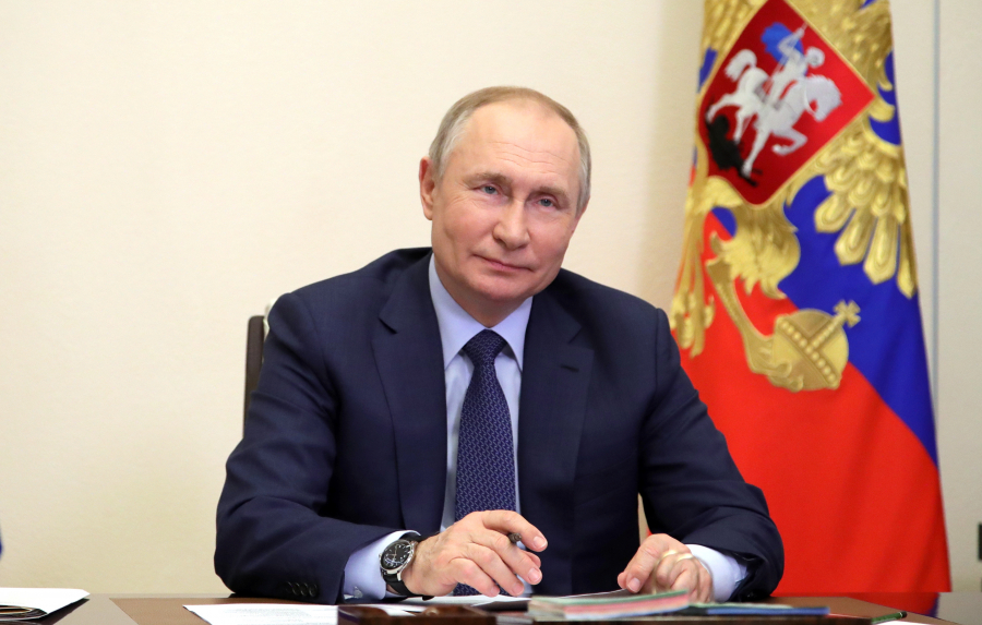 Με αντίποινα για την εθνικοποίηση ρωσικών περιουσιών στο εξωτερικό απειλεί ο Πούτιν