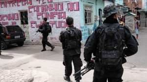 Βραζιλία: Ένοπλος κρατάει πέντε ομήρους σε μπαρ