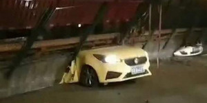 Κίνα: Γέφυρα κατέρρευσε και καταπλάκωσε αυτοκίνητα - Τρεις νεκροί, δύο τραυματίες