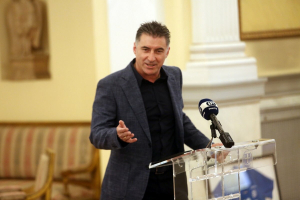 ΕΠΟ: «Βόμβα» από Ζαγοράκη, παραιτείται από την προεδρία