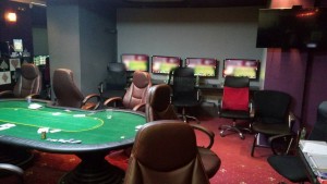 Εξάρθρωση «μίνι καζίνο» με 30 παράνομα «φρουτάκια» στη Θεσσαλονίκη