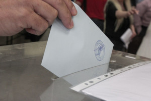 Επαναληπτικές εκλογές στα Εξάρχεια: Νικητής η αποχή - Ψήφισαν 39 από τους 545 εγγεγραμμένους!
