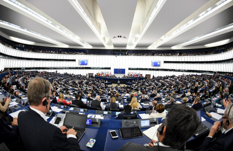 Ευρωκοινοβούλιο: Σκληρή γλώσσα για την Τουρκία, με ψήφισμα καταδικάζουν τις δραστηριότητες σε Βαρώσια και Ανατ. Μεσόγειο