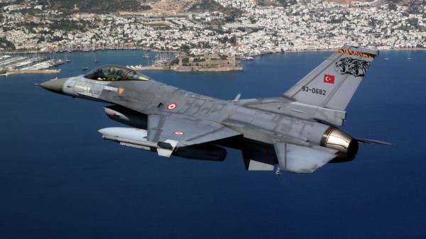 Νέες υπερπτήσεις τουρκικών μαχητικών σε Παναγιά και Οινούσσες
