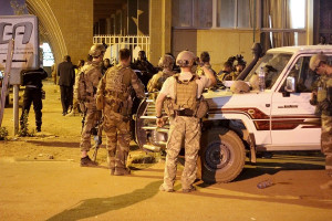 Τραγωδία στη Μπουρκίνα Φάσο: 16 νεκροί από επίθεση σε τζαμί!