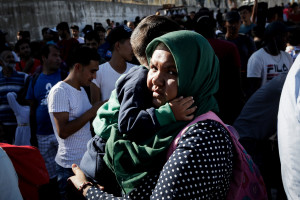 Προχωρά το σχέδιο της αποσυμφόρησης - 570 αιτούντες άσυλο μεταφέρονται από τη Μόρια στην ενδοχώρα