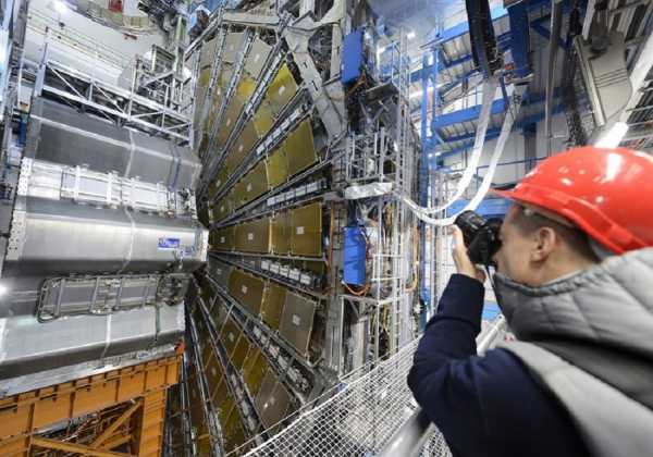 Φήμες για νέα ανακάλυψη σωματιδίου στο CERN