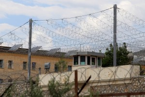 Τρίκαλα: Κρατούμενος μαχαίρωσε τον Αρχιφύλακα στις φυλακές