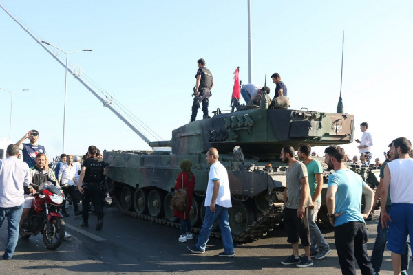 Η Τουρκία υπέγραψε συμφωνία για μαζική παραγωγή αρμάτων μάχης Altay