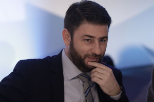 Υποψήφιος για πρόεδρος του ΠΑΣΟΚ ο Ανδρουλάκης;