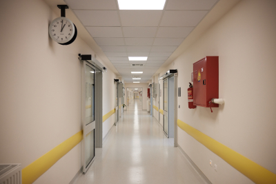 Νοσοκομείο «Παπανικολάου»: «Κινδυνεύουν ζωές, δεν υπάρχουν αναισθησιολόγοι, δουλεύουμε 70 ώρες την εβδομάδα»