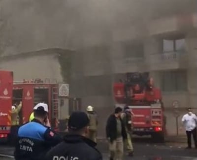Φωτιά σε πολυτελές ξενοδοχείο στην Κωνσταντινούπολη