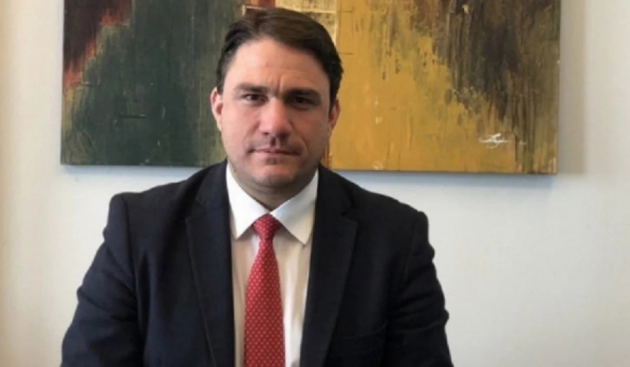 Ανδρουλάκης ανακοινώνει Τσουκαλά υποψήφιο ευρωβουλευτή