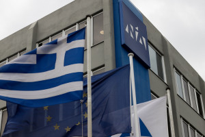ΝΔ για επίσκεψη Θάνου στα γραφεία του ΣΥΡΙΖΑ: «Οι μάσκες έπεσαν»