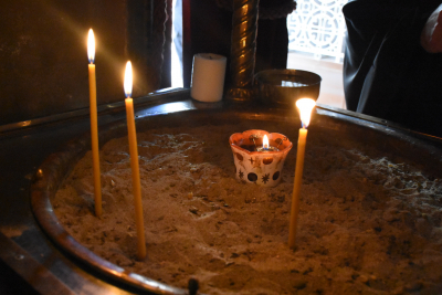 Πτολεμαΐδα: Καταγγέλλουν ιερέα για επίθεση σε ΑμΕΑ