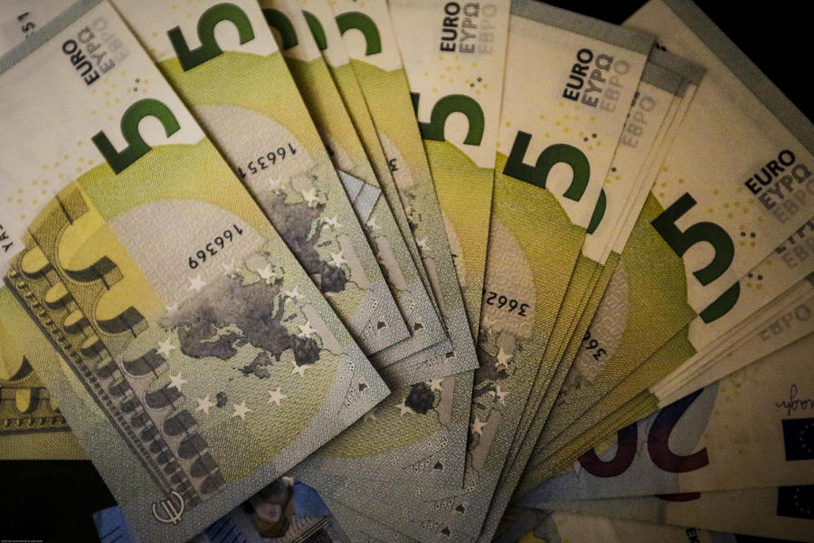 Έκτακτο δώρο Πάσχα έως 300 ευρώ: Ποιοι βρίσκονται στην αφετηρία για πληρωμή
