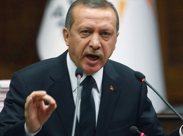 Ο Ερντογάν θα ζητήσει από την ΕΕ τα &quot;υπόλοιπα 3 δισεκ. ευρώ&quot; για τους πρόσφυγες