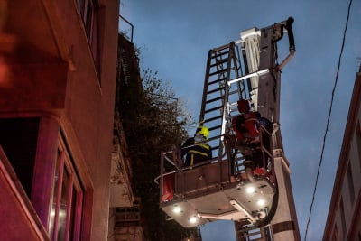 Φωτιά σε διαμέρισμα στα Κάτω Πατήσια, κινητοποίηση της Πυροσβεστικής