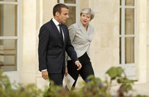 Μέι: Οι διαπραγματεύσεις για το Brexit θα ξεκινήσουν την ερχόμενη εβδομάδα