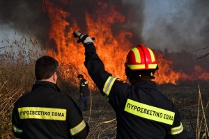 Έσβησε η μεγάλη πυρκαγιά στον Καρά Τεπέ στην Μυτιλήνη