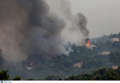 Φωτιά: Εκκενώνονται Πολυδένδρι, Καπανδρίτι, Μαλακάσα και Σφενδάλη, μήνυμα από το 112