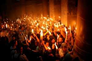 Στα Ιεροσόλυμα αύριο η ελληνική αντιπροσωπεία για την Τελετή Αφής του Αγίου Φωτός 