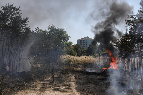 Φωτιά στην Κάρυστο: Υποψίες για εμπρησμό, ειδικό κλιμάκιο στην περιοχή