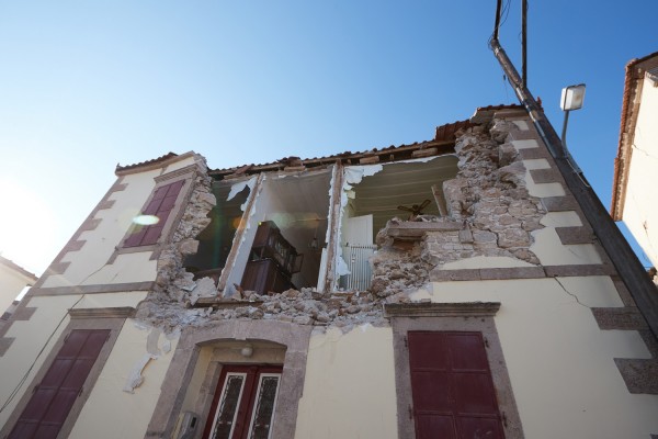 Λέσβος: Οι πολίτες καλούνται να δηλώσουν σπίτια προς ενοικίαση στον Πολίχνιτο
