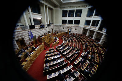 Βουλή-Εξεταστική Επιτροπή: Μάχες χαρακωμάτων κυβέρνησης-αντιπολίτευσης για το πόρισμα