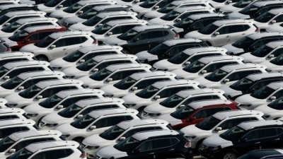 Ιστορικό χαμηλό στις πωλήσεις αυτοκινήτων τον Ιανουάριο στην ΕΕ