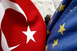 Η ΕΕ καλεί την Τουρκία να σέβεται την ελευθερία του Τύπου