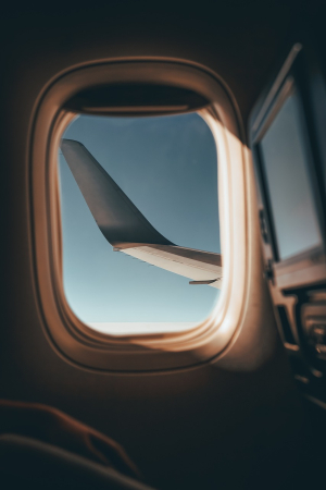 Τρόμος στον αέρα: Άνοιξε η πόρτα του αεροπλάνου αφού είχε απογειωθεί, συγκλονιστικό βίντεο