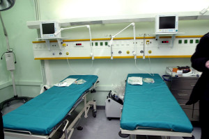 Στο νοσοκομείο της Νίκαιας έξι αλλοδαποί με ψώρα - Συναγερμός στο ΕΣΥ