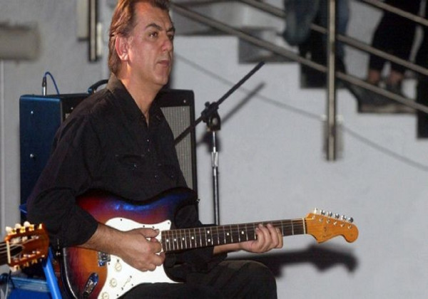 Πέθανε ο κιθαρίστας και συνθέτης Γιάννης Σπάθας, ιδρυτικό μέλος των Socrates